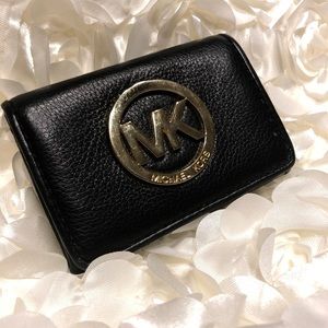 FINAL SALE ⚠️ Black Michael Kors Gold MK CC Holder